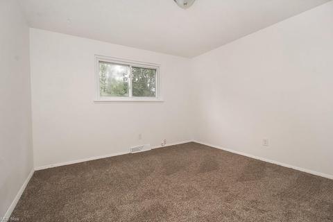 504 Georgetown Ave, Elyria, OH 44035 photo 20