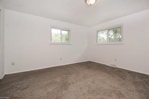 504 Georgetown Ave, Elyria, OH 44035 photo 19