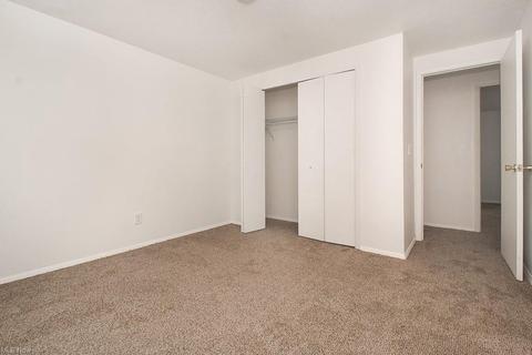 504 Georgetown Ave, Elyria, OH 44035 photo 21