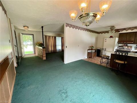 3023 Forestview St NE, Canton, OH 44721 photo 11