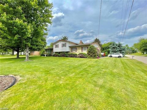3023 Forestview St NE, Canton, OH 44721 photo 27