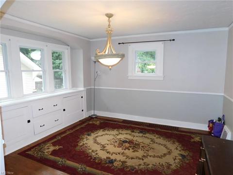 1097 Dayton St, Akron, OH 44310 photo 7