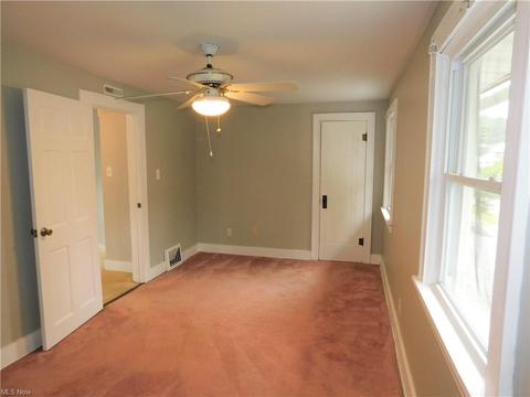 1097 Dayton St, Akron, OH 44310 photo 16