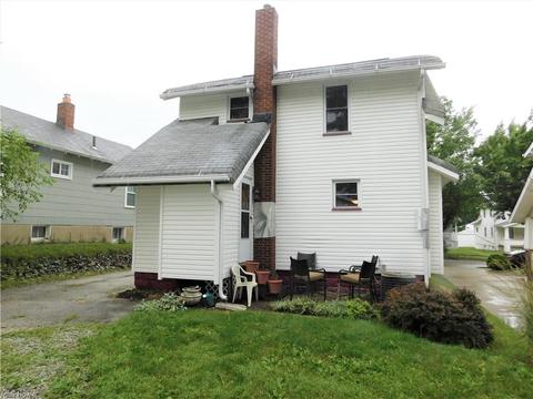 1097 Dayton St, Akron, OH 44310 photo 22