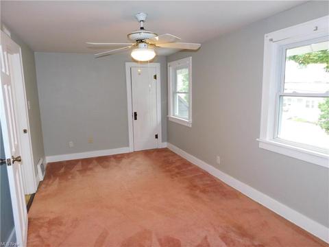 1097 Dayton St, Akron, OH 44310 photo 18