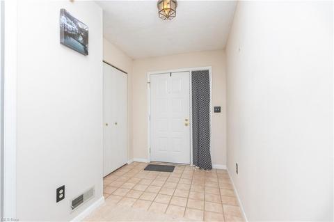 96 Olson Spur, Munroe Falls, OH 44262 photo 2
