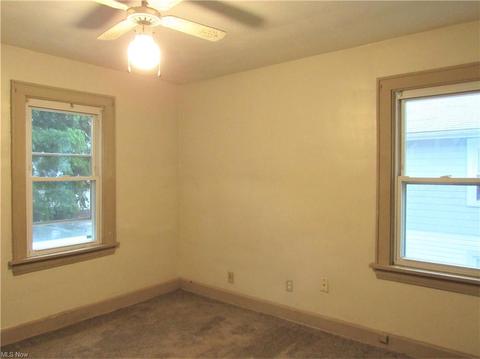 677 Patterson Ave, Akron, OH 44310 photo 15