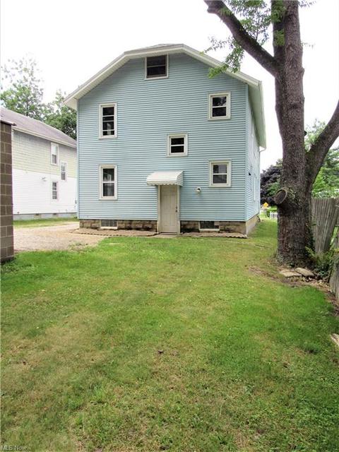 677 Patterson Ave, Akron, OH 44310 photo 17