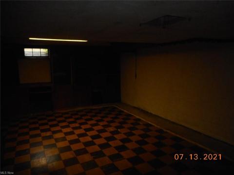 1009 Gulf Rd, Elyria, OH 44035 photo 13