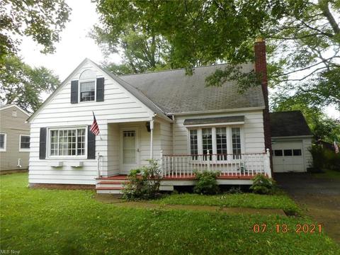 1009 Gulf Rd, Elyria, OH 44035 photo 1