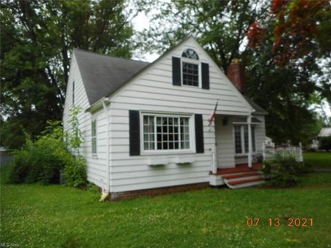 1009 Gulf Rd, Elyria, OH 44035 photo 3