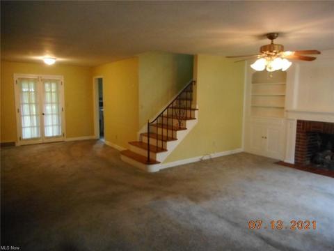 1009 Gulf Rd, Elyria, OH 44035 photo 7