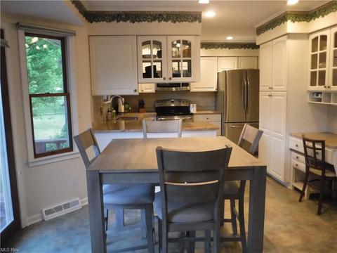 1802 Eagle Dr, Coshocton, OH 43812 photo 7