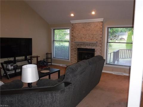 1802 Eagle Dr, Coshocton, OH 43812 photo 8