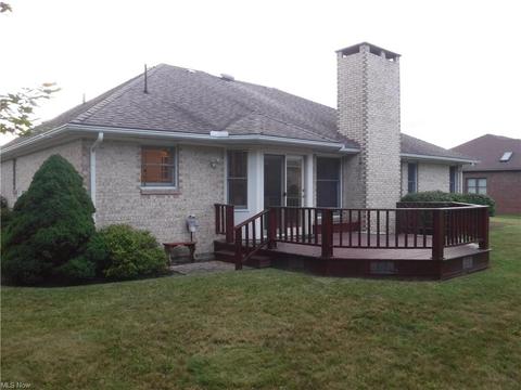 1802 Eagle Dr, Coshocton, OH 43812 photo 3