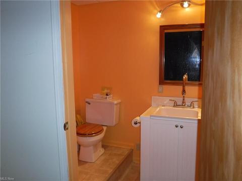 1802 Eagle Dr, Coshocton, OH 43812 photo 23