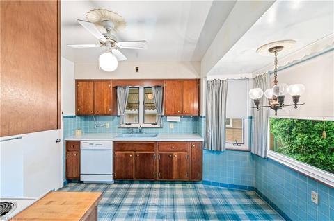 321 Aultman Ave NW, Canton, OH 44708 photo 11
