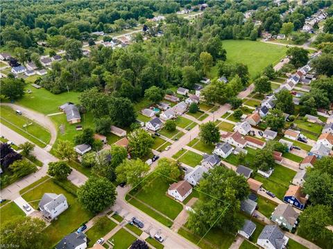 1200 Maple Dr, Lorain, OH 44052 photo 8
