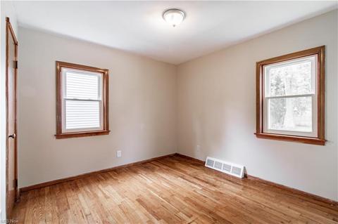 1200 Maple Dr, Lorain, OH 44052 photo 22
