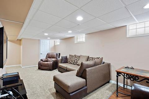3023 Maplecrest Ave, Parma, OH 44134 photo 17