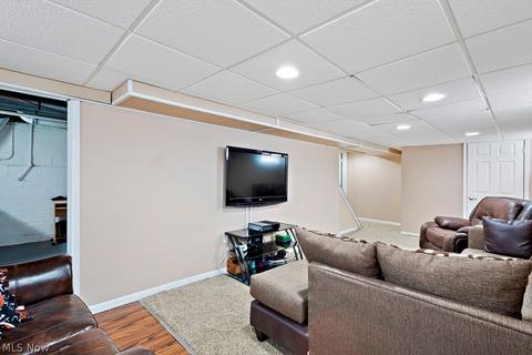3023 Maplecrest Ave, Parma, OH 44134 photo 18