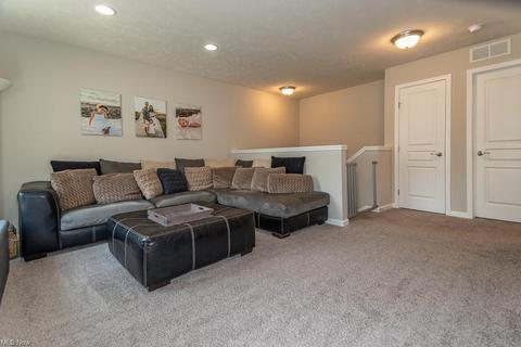 7137 Maple St, Mentor, OH 44060 photo 13