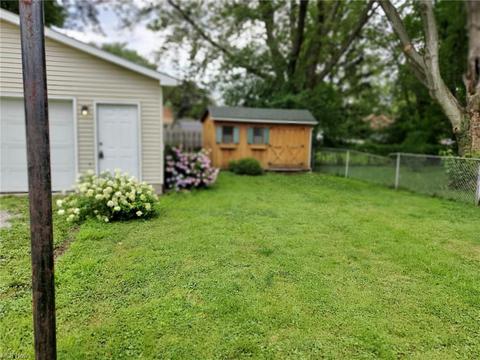 5829 Dunbar Ave, Ashtabula, OH 44004 photo 3