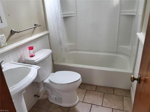 5829 Dunbar Ave, Ashtabula, OH 44004 photo 14