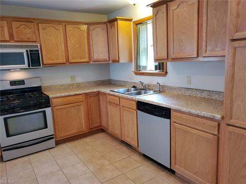 5829 Dunbar Ave, Ashtabula, OH 44004 photo 7