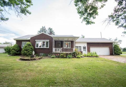 275 Struthers Liberty Rd, Campbell, OH 44405 photo 1