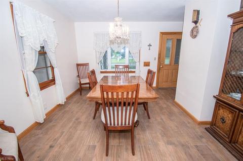 275 Struthers Liberty Rd, Campbell, OH 44405 photo 11