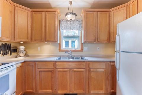 83 Laundon St, Elyria, OH 44035 photo 14