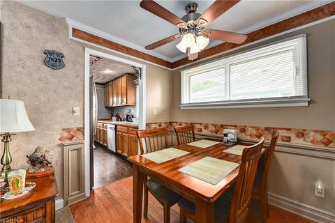 10141 Moore Dr, Parma, OH 44130 photo 8