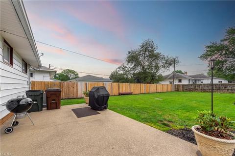 10141 Moore Dr, Parma, OH 44130 photo 31