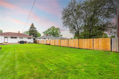 10141 Moore Dr, Parma, OH 44130 photo 34