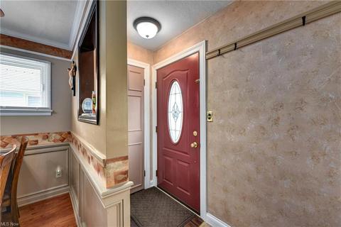 10141 Moore Dr, Parma, OH 44130 photo 7