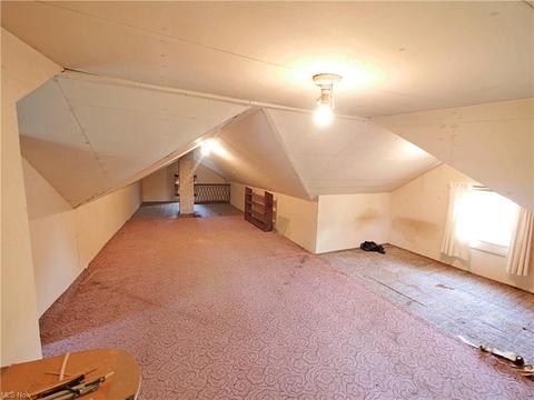 6 E Parkcliff Ave, Struthers, OH 44471 photo 23
