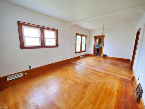 6 E Parkcliff Ave, Struthers, OH 44471 photo 30