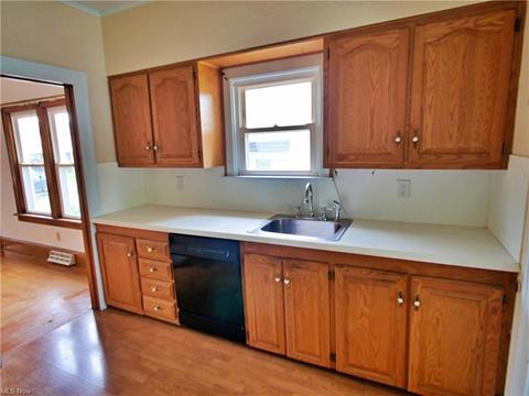 6 E Parkcliff Ave, Struthers, OH 44471 photo 10
