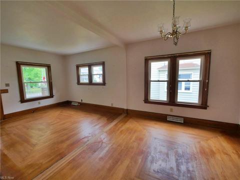 6 E Parkcliff Ave, Struthers, OH 44471 photo 27