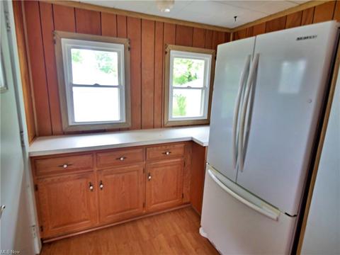 6 E Parkcliff Ave, Struthers, OH 44471 photo 12
