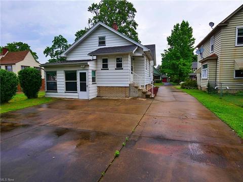 6 E Parkcliff Ave, Struthers, OH 44471 photo 8
