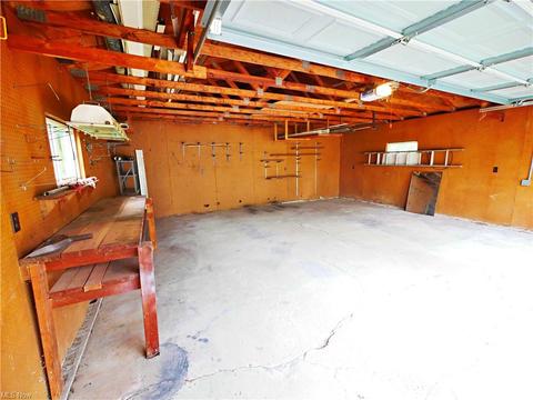 6 E Parkcliff Ave, Struthers, OH 44471 photo 32