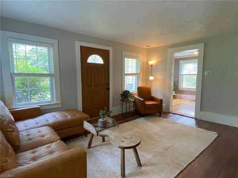 234 E King St, Chardon, OH 44024 photo 7