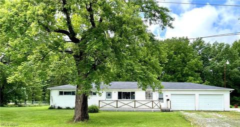 9424 Annette Dr, Windham, OH 44288 photo 2