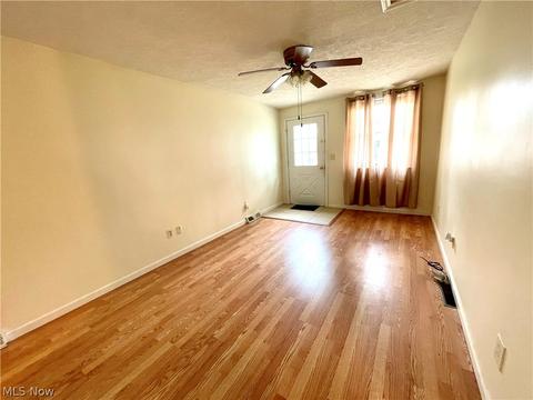 9424 Annette Dr, Windham, OH 44288 photo 12