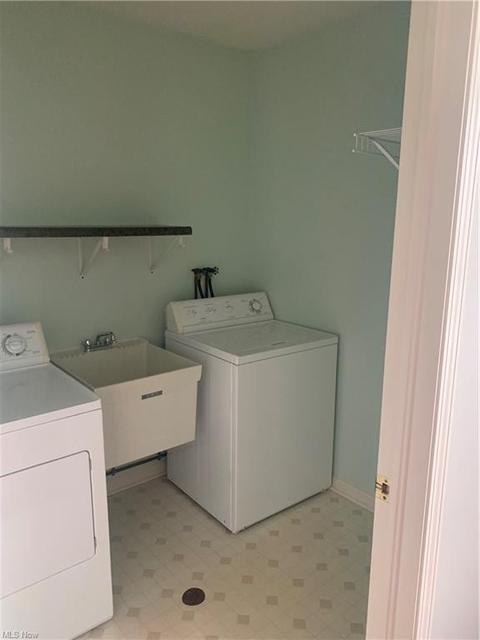 103 Bentley Dr, Elyria, OH 44035 photo 13