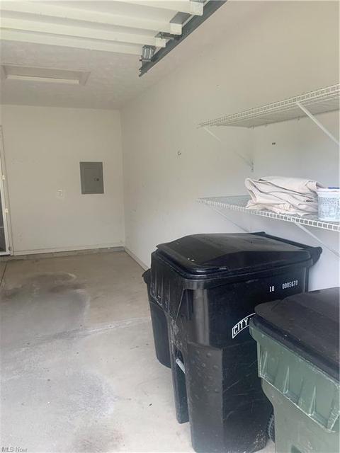 103 Bentley Dr, Elyria, OH 44035 photo 14