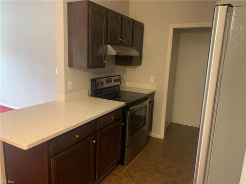 103 Bentley Dr, Elyria, OH 44035 photo 17