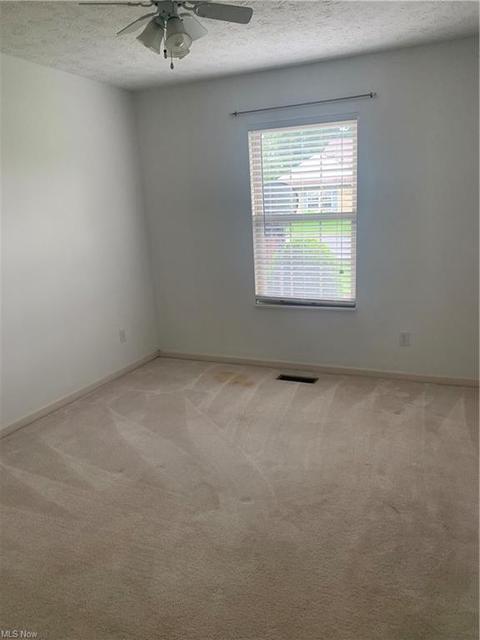 103 Bentley Dr, Elyria, OH 44035 photo 8